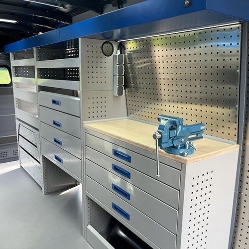 Mobilier autoutilitare