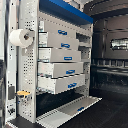 Mobilier autoutilitara