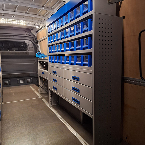 Mobilier autoutilitara