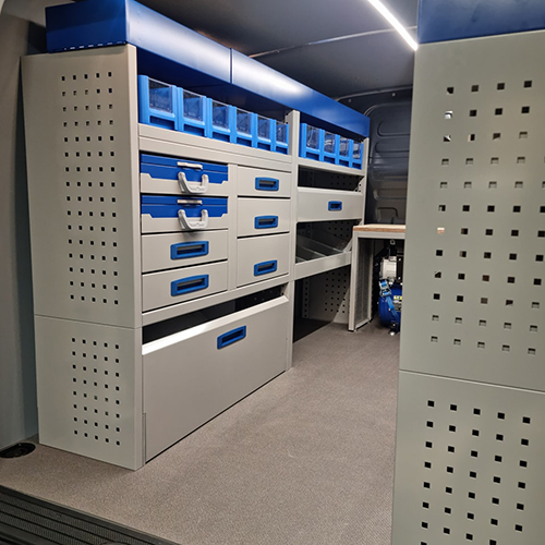Mobilier autoutilitara