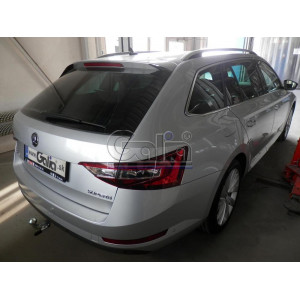 Carlig de remorcare cu sfera demontabila cu 2 suruburi, marca Galia, pentru Skoda Superb 3 Sedan (Berlina) / Estate (Combi), an fabricatie 2015 - prezent