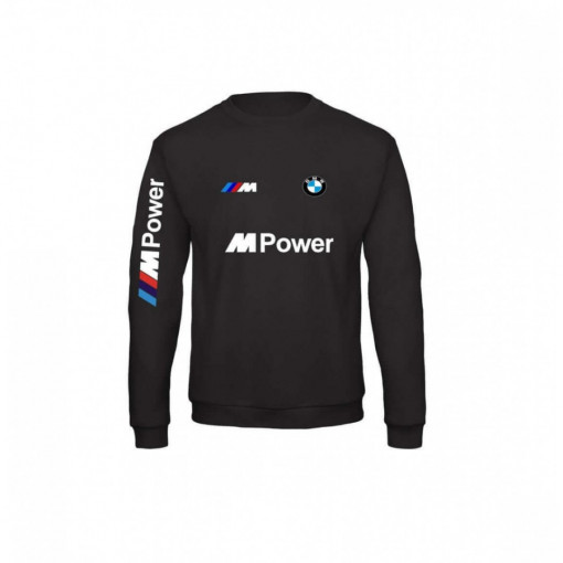Црн BMW