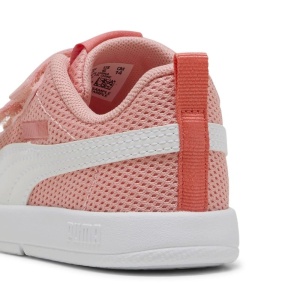 Pantofi sport fete Courtflex V3 Mesh Inf Pink Fruit PUMA Whhite, model roz cu alb, dubla închidere velcro și talpă albă EVA, ideali pentru copii mici.