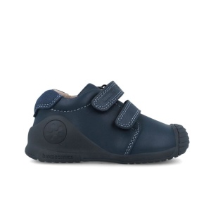 Pantofi primii pasi baieti Biomecanics 251120A culoare bleumarin, design clasic, talpa flexibila, anti alunecare, bleumarindin cauciuc, sustinere glezna si inchidere dubla cu scai