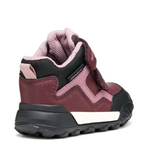 Ghete impermeabile Geox Trekkyup Girl B Abx Burgundy Rose, visiniu cu accente roz, negre si albe, talpă neagra, flexibilă, antialunecare, inchidere dubla cu scai