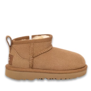 Cizme imblanite fete Classic Ultra Mini Chestnut