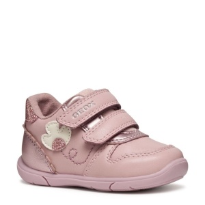 Pantofi sport roz pentru fetițe Geox Zapito Girl Old Rose, potrivit pentru primii pași, cu două benzi cu arici, decor floral bej pe lateral, vârf și călcâi întăriți, talpă flexibilă cu tehnologie Geox Respira™, tălpic detașabil din piele naturală
