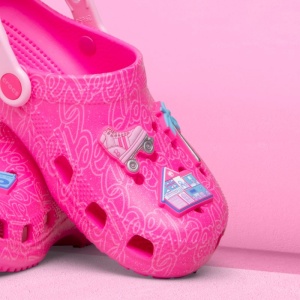 Sandale plaja fete Crocs Mattel Pink Barbie K incaltaminte copii bigstep