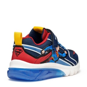 Pantofi sport băieți Geox CIBERDRON JUNIOR Superman, bleumarin cu detalii roșii, vârf întărit, talpă cu LED activată la fiecare pas, închidere cu arici și șiret elastic, logo Superman pe lateral.