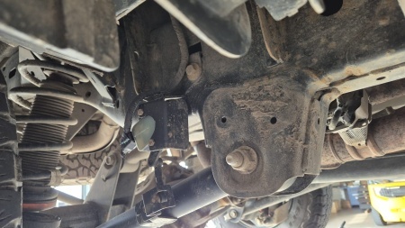 Scut de protecție din aluminiu pentru senzorul brațului de suspensie spate Ford Ranger Raptor 2023 - 2026 - Img 5