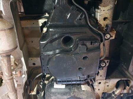Scut rezervor AdBlue Ford Transit 2020 - 2026 - Img 5