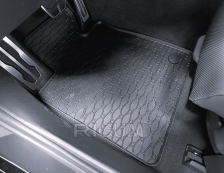 Set covorase cauciuc BMW seria 5 G60 2023-2025 - Img 2
