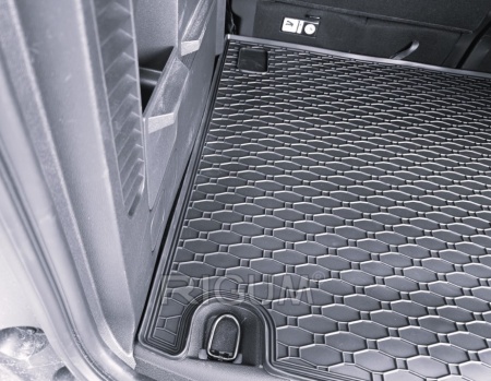 Tavita portbagaj din cauciuc Ford Tourneo Courier 5 loc 2024-2026 - Img 2