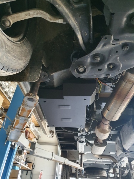 Scut rezervor AdBlue Renault Master 3 - Model 2 2016 - 2024 - Img 7