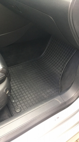 Set covorase cauciuc Volkswagen Passat CC 2008 - 2016 - Img 4