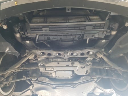 Scut motor Mercedes E-Class W212 - 4x4 2009 - 2016 - Img 4