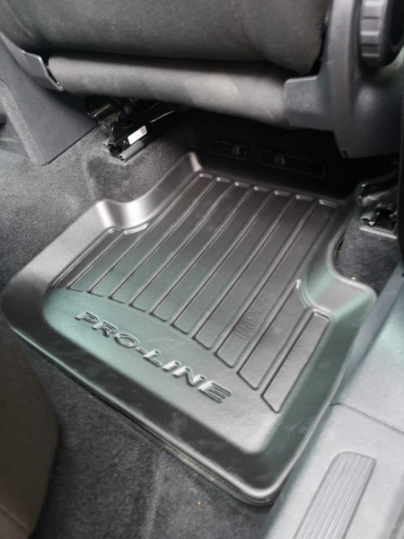 Set covorase cauciuc Volkswagen Tiguan 2017 - 2023 - Img 2
