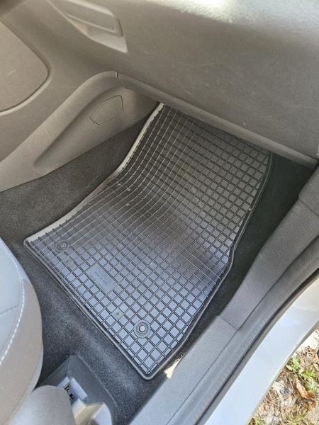Set covorase cauciuc Ford Kuga 2013 - 2019 - Img 3