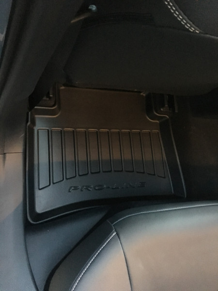 Set covorase tavita Toyota Corolla Sedan / Combi 2019-2025 - Img 4