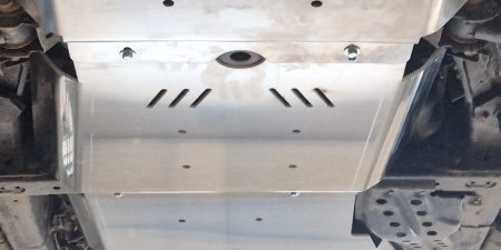 Scut cutie de viteză din aluminiu Toyota Hilux Revo 2016 - 2026 - Img 4