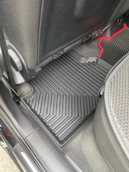 Set covorase tip tavita Audi Q3 2011 - 2017 - Img 3