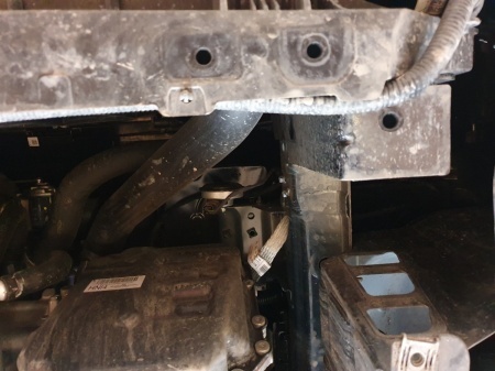 Scut motor metalic SsangYong Korando 2019 - 2026 - Img 6