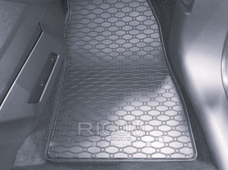 Set covorase cauciuc Ford Tourneo Courier 2024-2026 - Img 2