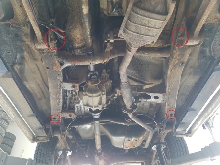 Scut reductor/cutie transfer Suzuki Jimny 1998 - 2018 - Img 4