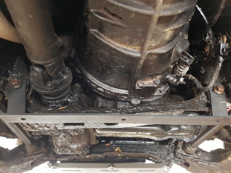 Scut motor Nissan Terrano II 1992 - 2007 - Img 7