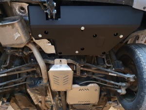 Scut rezervor AdBlue Dacia Duster 2018 - 2024 - Img 6