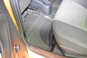 Set covorase tavita Toyota Yaris ( motor hybrid ) 2013 - 2019 - Img 3