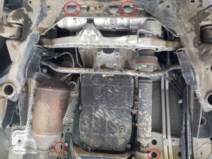 Scut metalic cutie de viteză și reductor Mercedes Vito W639, varianta 4x4 automată 2003 - 2014 - Img 4