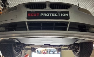 Scut motor BMW Seria 5 E60/E61 cu bară normală 2003 - 2010 - Img 9