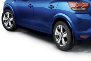 SET APARATORI NOROI FATA SI SPATE PENTRU DACIA SANDERO 3