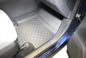 Set covoare Toyota RAV4 2018 - 2025 inclusiv Hibrid - Img 2