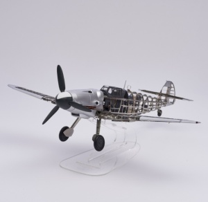 Aeromodel Messerschmitt BF109G Fighter, scara 1:16 Model de aeronava din metal - Img 5