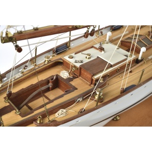 Dorade Fastnet Yacht 1931, Scara 1:20, Lungime 86.5 Cm, Navomodel Amati - Img 7