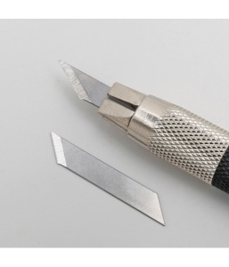 Set Cutter/cutit de precizie / hobby + 80 lame schimb - varf 30/45°+rigla profesionala 30cm NT Cutter - Img 3
