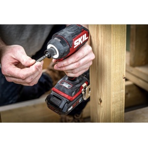 SKIL 3225 JA surubelnita cu impact cu acumulator Compact Brushless, cuplu 250 nm, set 6 biti + geanta de transport, doar corpul - Img 6
