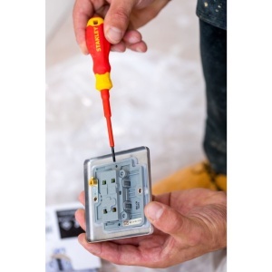 Stanley STHT60032-0, Set 10 surubelnite subtiri VDE, tip PZ, PH drepte si tester de tensiune - Img 6