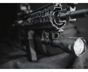 Suport pentru lanterna Armytek AWM-05 pentru sina Picatinny si Weaver cu sina Picatinny integrata - Img 5