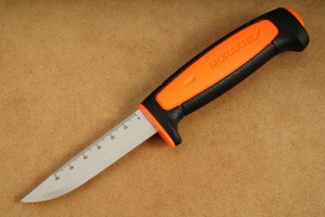 Cuțit utilitar Morakniv Basic 511 (C) METRIC Orange/Negru