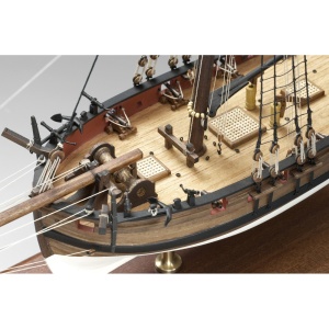 LADY NELSON - Salupa - Secolul XVIII, Navomodel Victory Models, Scara 1:64 - Lungime 53cm - Img 8