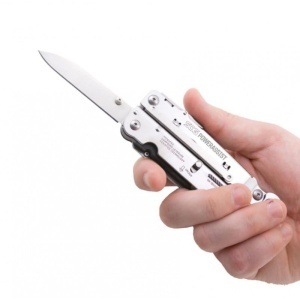 Multi-tool SOG PowerAssist - Satin, Nylon Pouch - Img 16