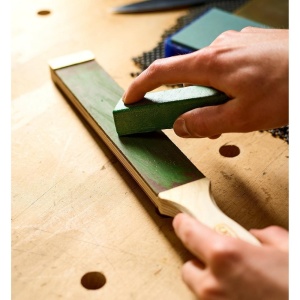 SDPIMPC1 Strop cu o fata din piele aspra pentru ascutire cu maner plat cu pasta de ascutire Chrox/Dialux Verde - Img 7