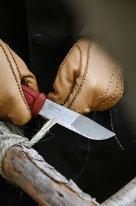 Cutit outdoor Morakniv Kansbol S Dala Red, oțel inoxidabil 12C27, compatibil amnar, teaca inclusa - Img 13