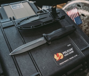 Cutit tactic SOG Pentagon FX Blackout, otel CRYO CPM S35VN, lama 121 mm - Img 14