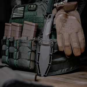 Cutit tactic SOG Recondo FX FDE Serrated, otel CRYO 440C, lama partial zimtata 117 mm - Img 8