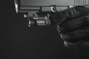 Lanterna tactica Armytek Buckler M1 White 700 lm pentru pistol, cu montura Glock si Picatinny - Img 10