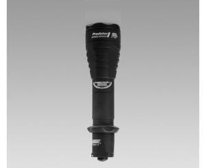 Lanterna tactica Armytek Predator XP-L HI Warm 930 lm - Img 13